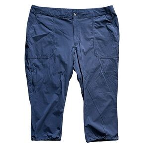 Columbia womens cropped knee length pants
